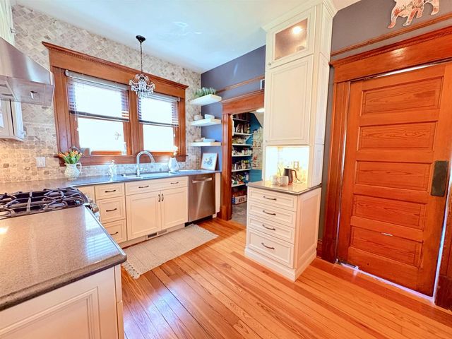 104 W Church Street, Belleville, WI 53508