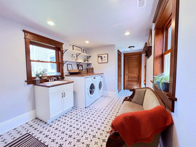104 W Church Street, Belleville, WI 53508
