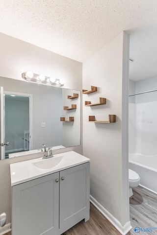 220 Marinawoods Drive A, Huntsville, AL 35803