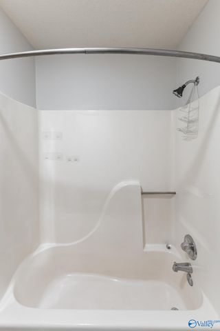 220 Marinawoods Drive A, Huntsville, AL 35803