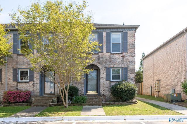 220 Marinawoods Drive A, Huntsville, AL 35803