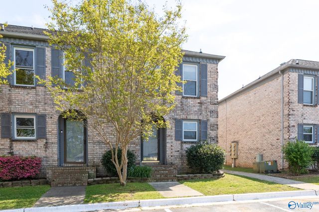 220 Marinawoods Drive A, Huntsville, AL 35803