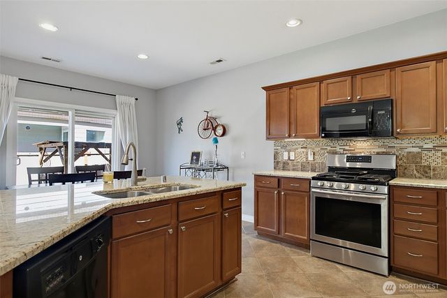 26249 241st Place SE, Maple Valley, WA 98038