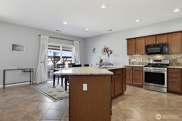 26249 241st Place SE, Maple Valley, WA 98038