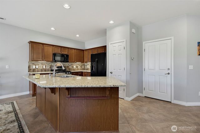 26249 241st Place SE, Maple Valley, WA 98038