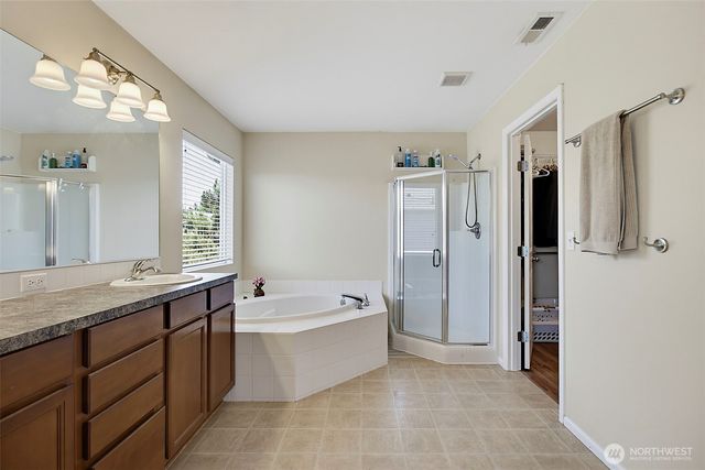 26249 241st Place SE, Maple Valley, WA 98038