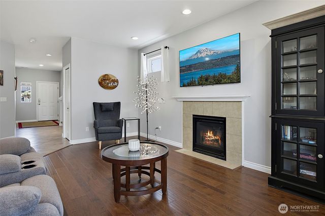 26249 241st Place SE, Maple Valley, WA 98038