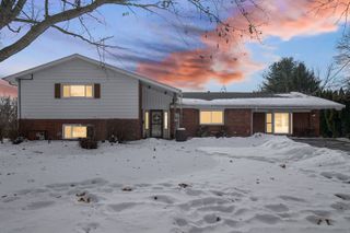 22115 Grenadier Drive, Marengo, IL 60152