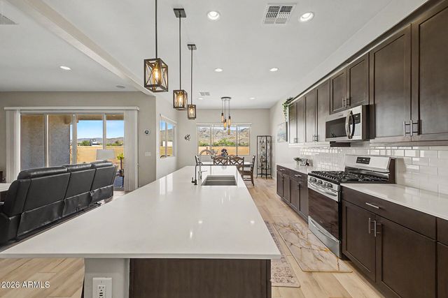 9721 S 38TH Lane, Laveen, AZ 85339