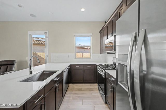 9721 S 38TH Lane, Laveen, AZ 85339