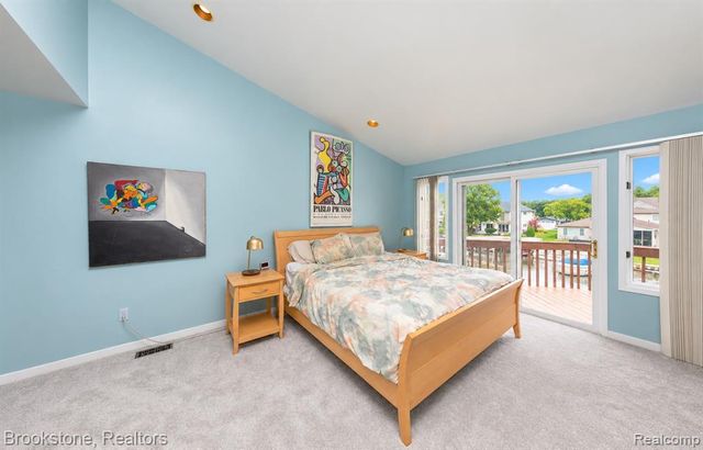 1839 Rustic, Keego Harbor, MI 48320