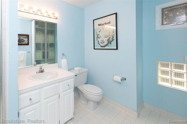 1839 Rustic, Keego Harbor, MI 48320