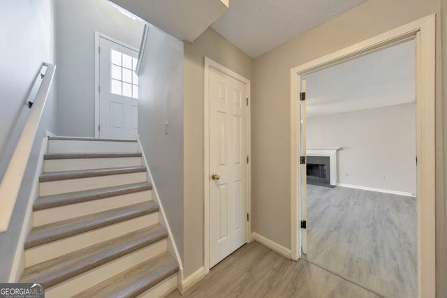 961 Redan Trace, Stone Mountain, GA 30088