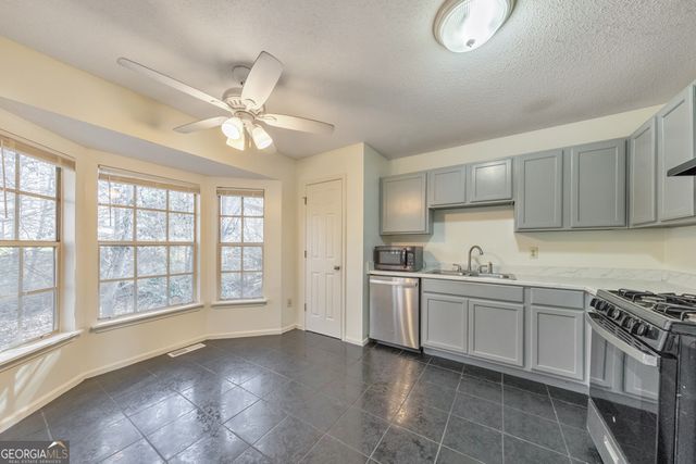 961 Redan Trace, Stone Mountain, GA 30088