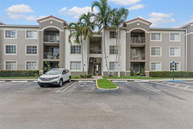 6861 SW 44th St 204, Miami, FL 33155