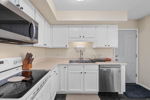 708 Oakdale Street, Garrett, IN 46738