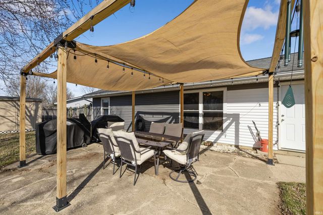 708 Oakdale Street, Garrett, IN 46738