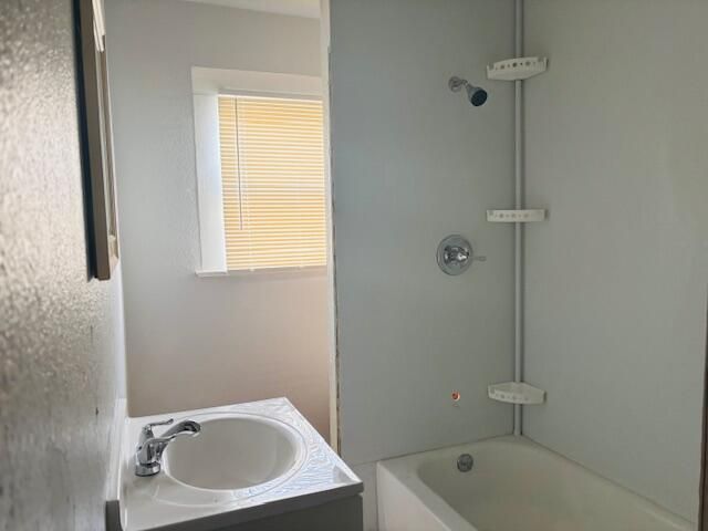 108 N Murry Street, Porterville, CA 93257