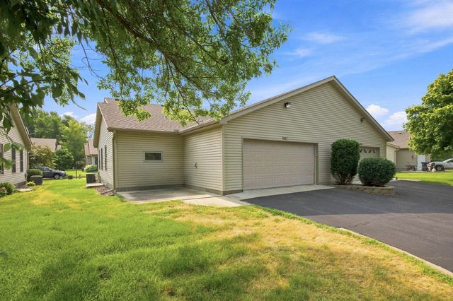609 Vine Lane, Monticello, MN 55362