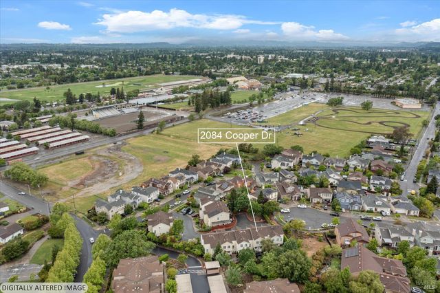 2084 Cooper Dr, Santa Rosa, CA 95404