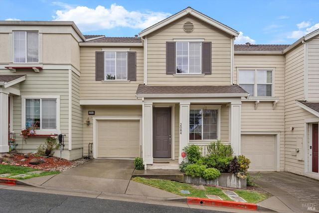 2084 Cooper Dr, Santa Rosa, CA 95404