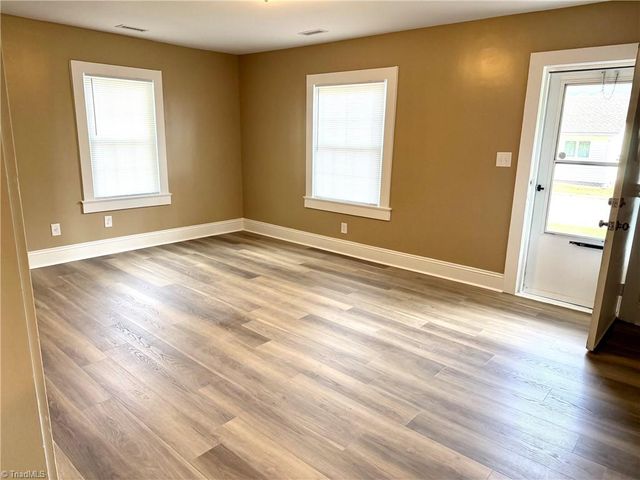1107 Alden Street, Burlington, NC 27217