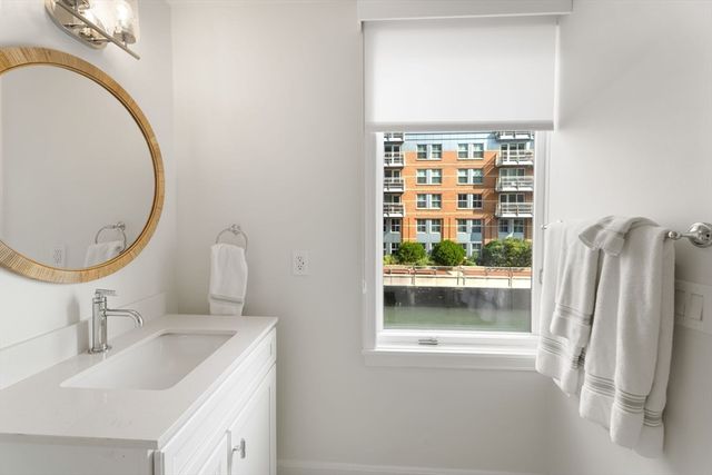 50 Battery St 103-104, Boston, MA 02109