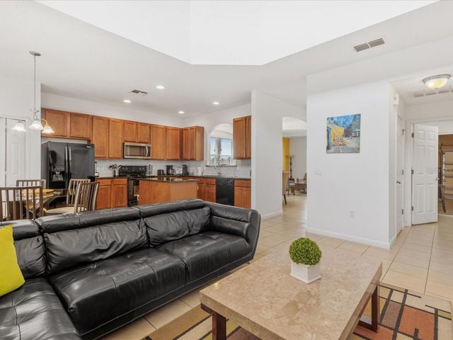 411 CABELLO DRIVE, Davenport, FL 33837