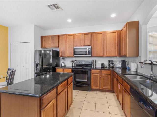 411 CABELLO DRIVE, Davenport, FL 33837