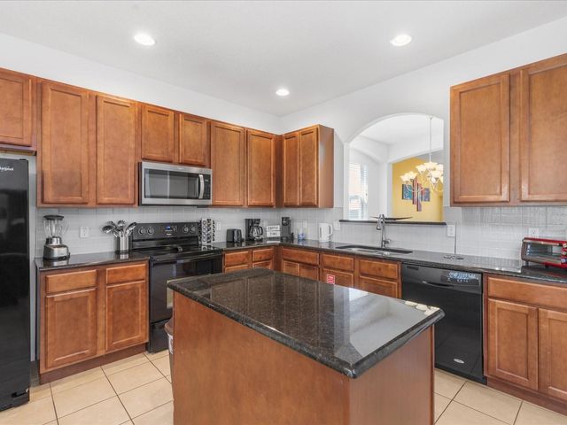 411 CABELLO DRIVE, Davenport, FL 33837