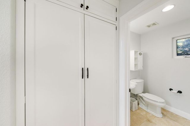 5081 Karbet Way, Sacramento, CA 95822