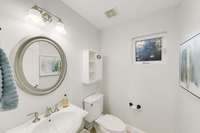 5081 Karbet Way, Sacramento, CA 95822