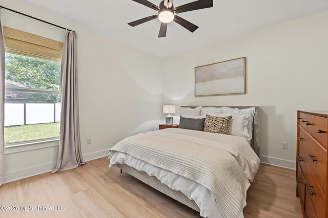 1708 Pelican Avenue, Ocean Springs, MS 39564