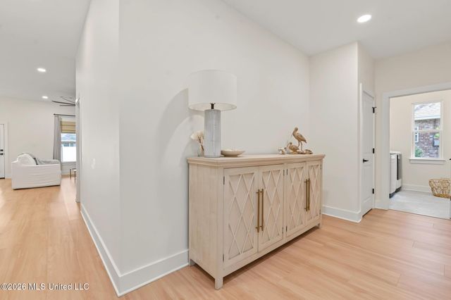 1708 Pelican Avenue, Ocean Springs, MS 39564