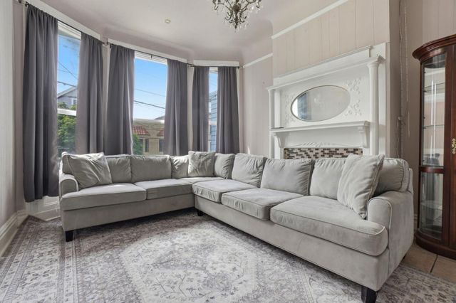 327 Brazil Avenue, San Francisco, CA 94112