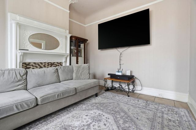 327 Brazil Avenue, San Francisco, CA 94112