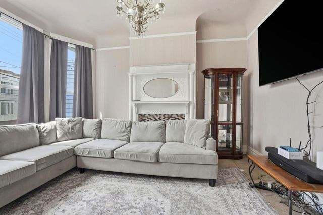 327 Brazil Avenue, San Francisco, CA 94112