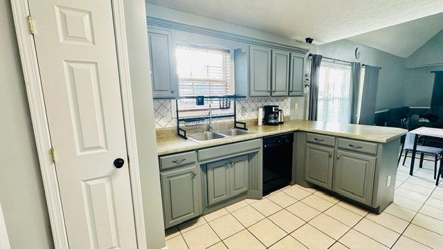 9028 Macbeth Dr, Smyrna, TN 37167