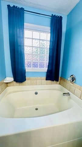9028 Macbeth Dr, Smyrna, TN 37167