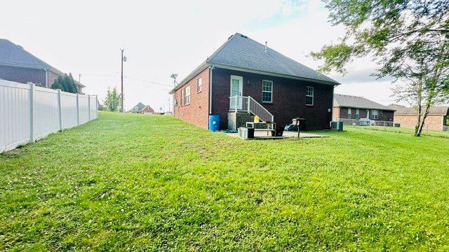 9028 Macbeth Dr, Smyrna, TN 37167