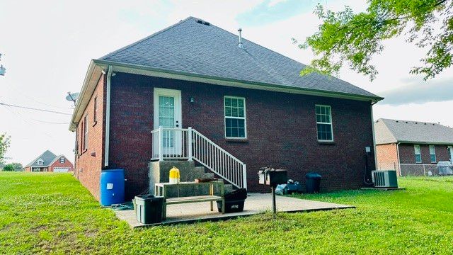 9028 Macbeth Dr, Smyrna, TN 37167