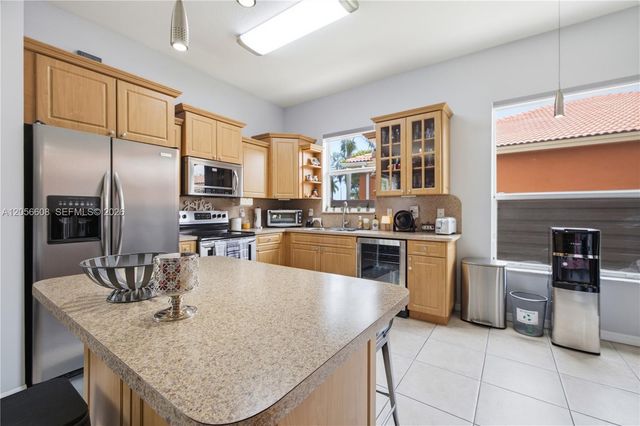 2233 SE 14th Circle, Homestead, FL 33035