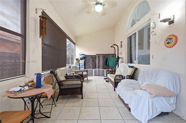 2233 SE 14th Circle, Homestead, FL 33035