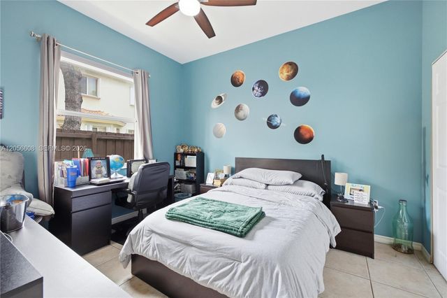2233 SE 14th Circle, Homestead, FL 33035