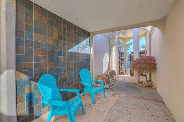 425 Pinon Creek Road SE, Albuquerque, NM 87123