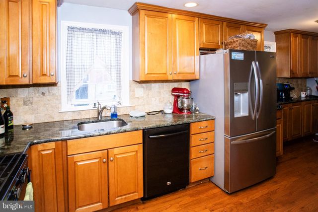 45 RADNOR DR, Newtown Square, PA 19073