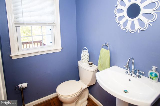 45 RADNOR DR, Newtown Square, PA 19073