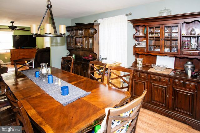 45 RADNOR DR, Newtown Square, PA 19073