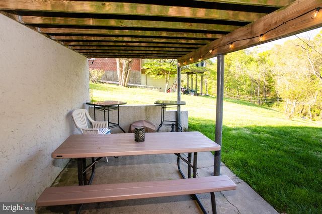 45 RADNOR DR, Newtown Square, PA 19073