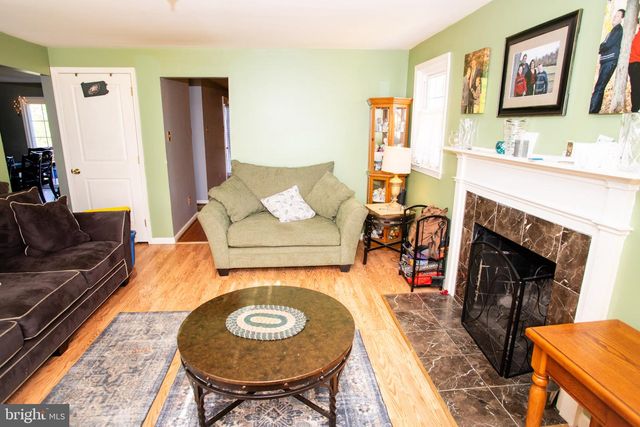 45 RADNOR DR, Newtown Square, PA 19073